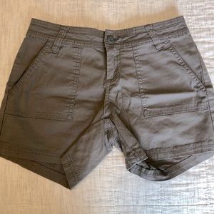 PRANA gray shorts